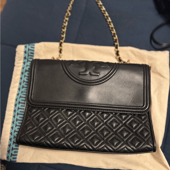 Tory Burch Fleming Convertible Shoulder Bag - Picture 1 of 4